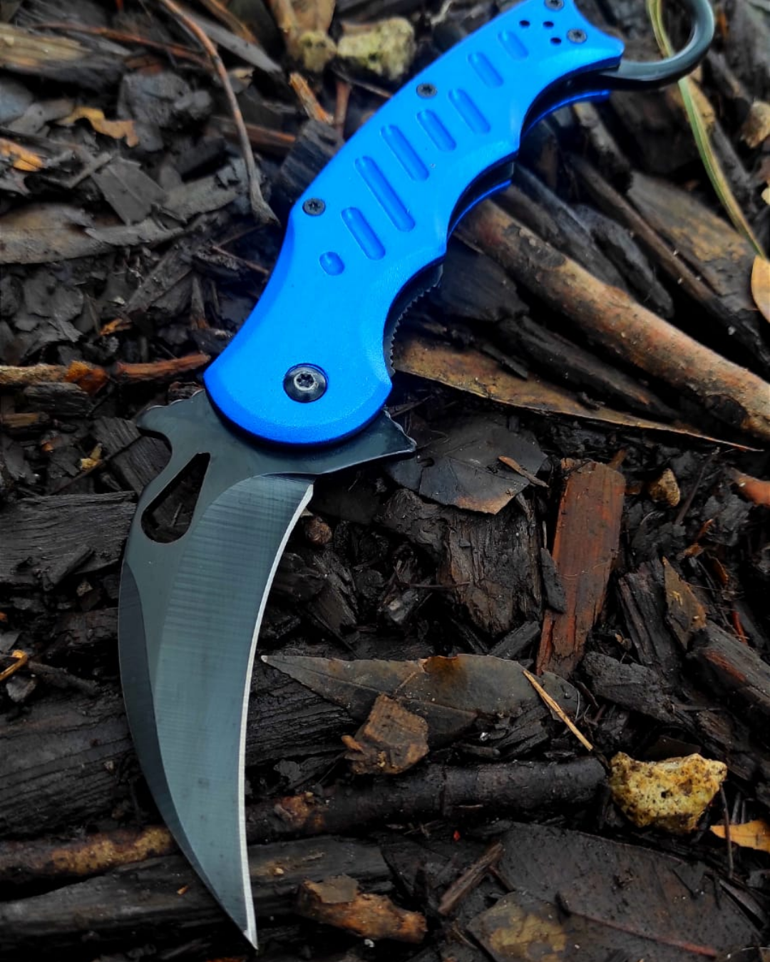 Karambit Emerson Apertura Rápida